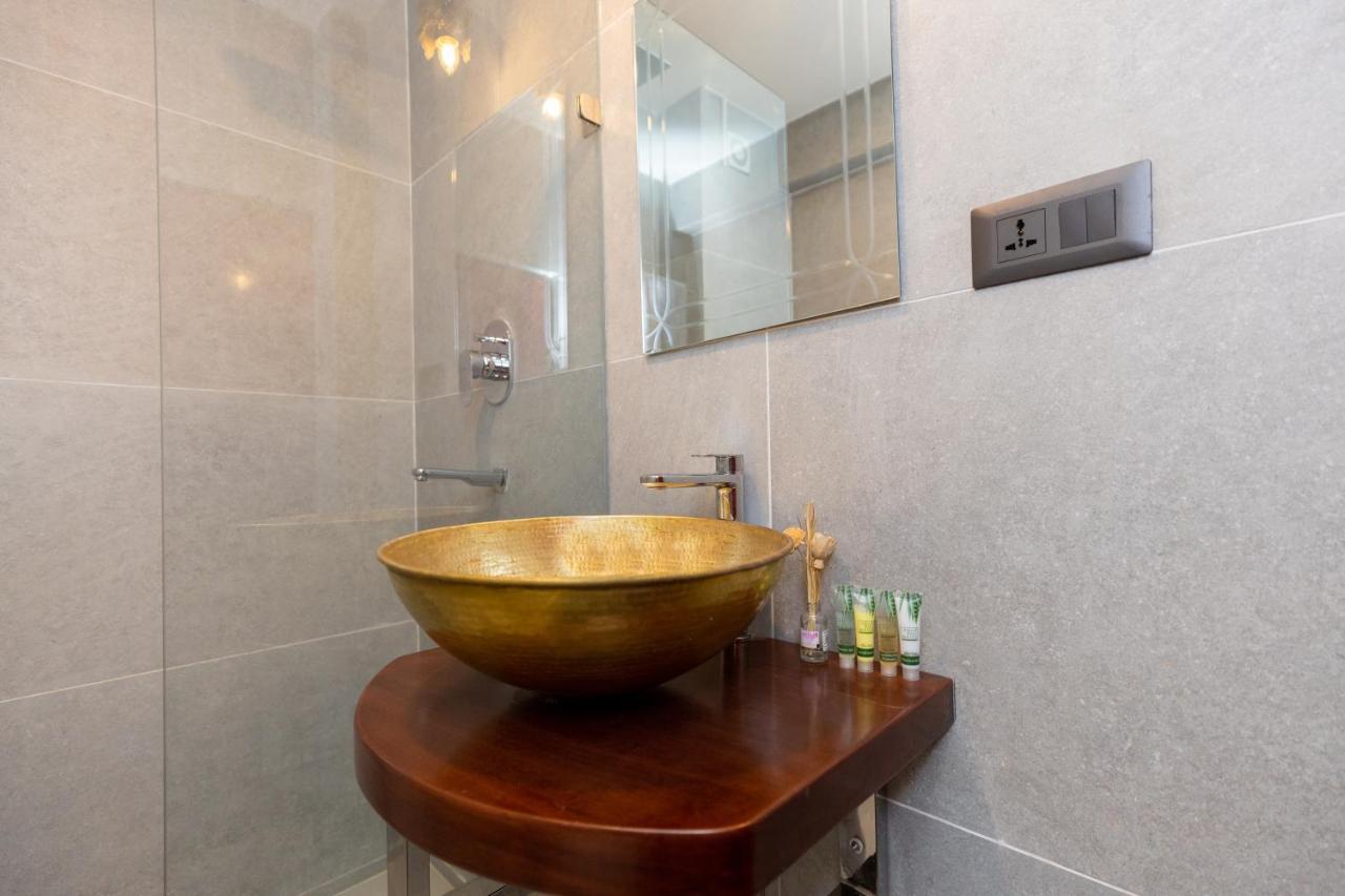 Swarga Heritage Hotel - A Traditional Stay Kathmandu Ngoại thất bức ảnh