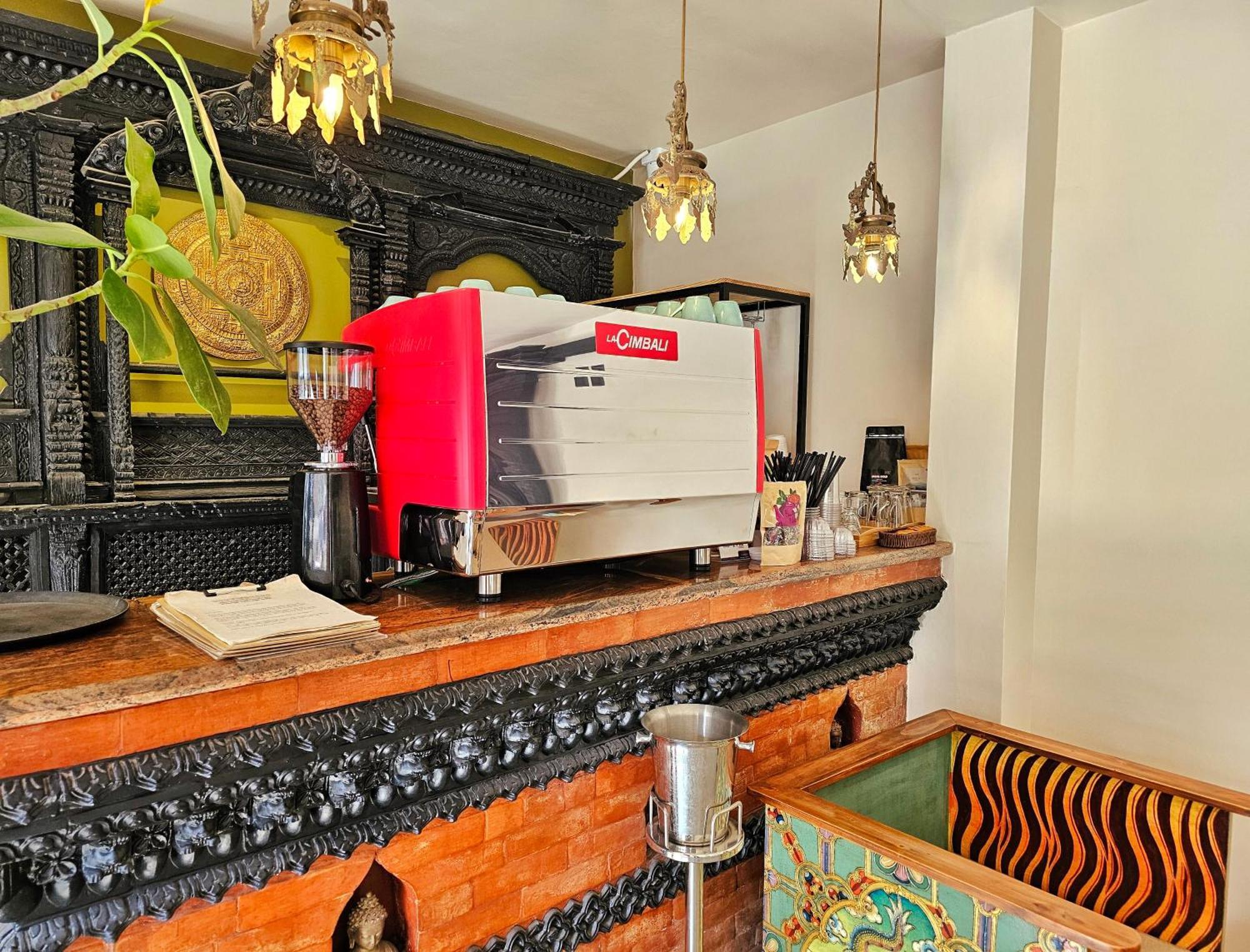 Swarga Heritage Hotel - A Traditional Stay Kathmandu Ngoại thất bức ảnh